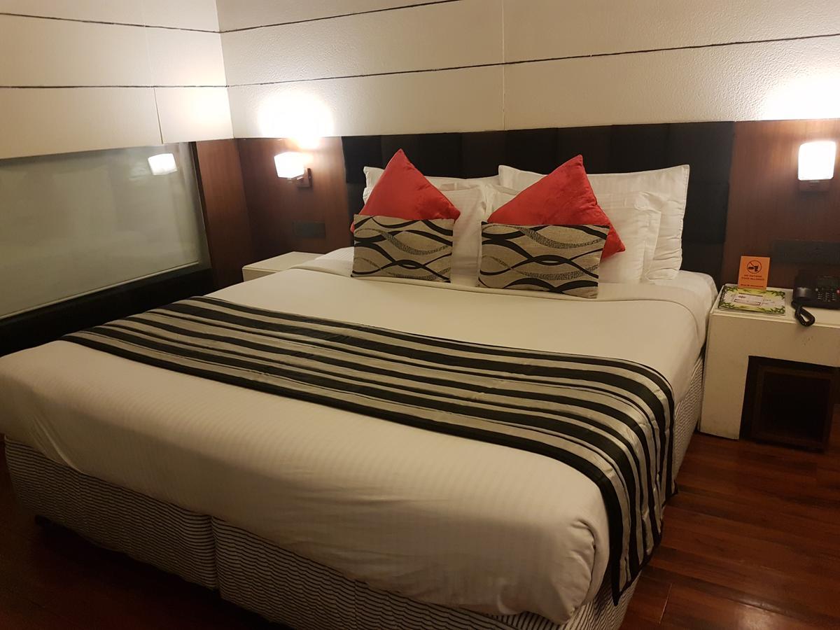 Hotel Gk International Чандигарх Экстерьер фото