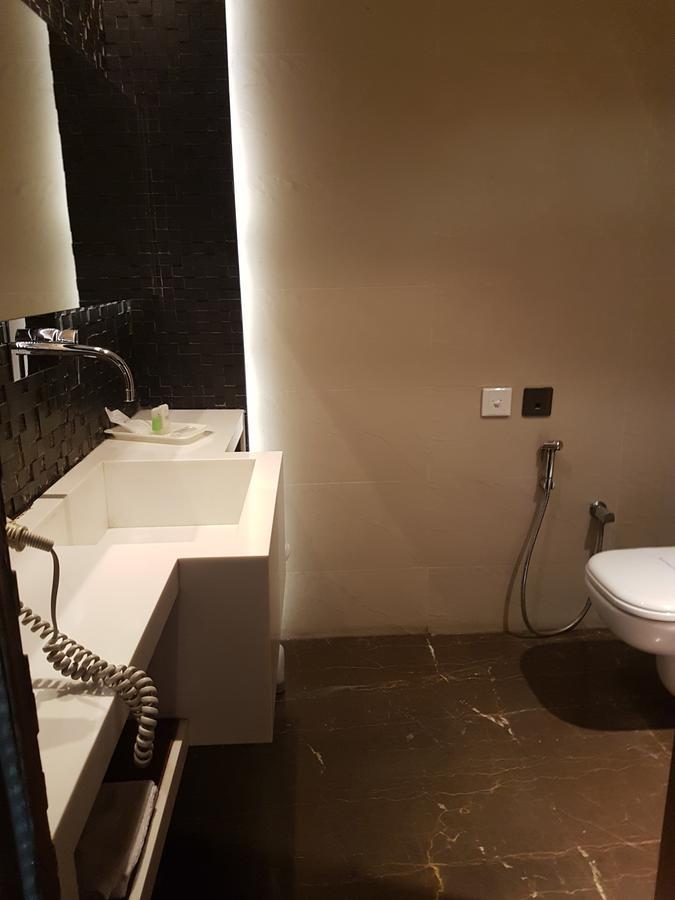 Hotel Gk International Чандигарх Экстерьер фото