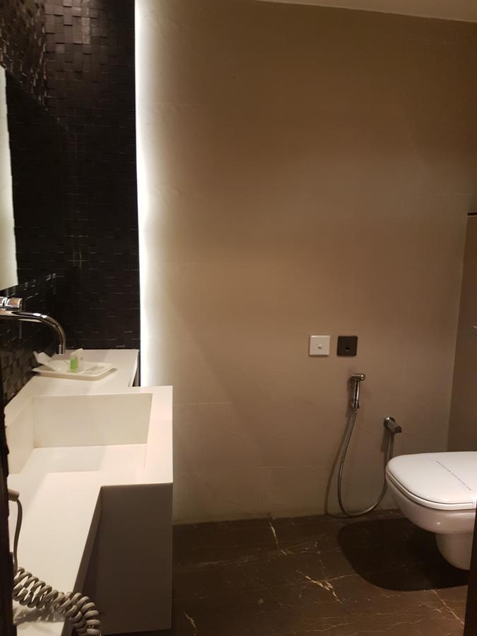 Hotel Gk International Чандигарх Экстерьер фото